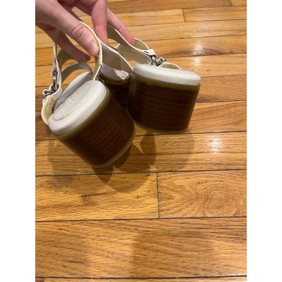 Liz Claiborne Flex Sandals - Picture 5 of 7